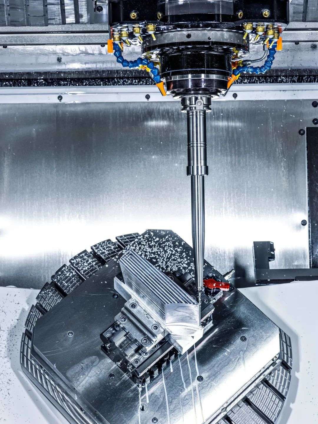 【技术小课堂】XL加长减振刀柄：长悬伸加工解决方案1